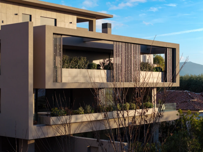 custome facade for the luxury L residence by AVATON