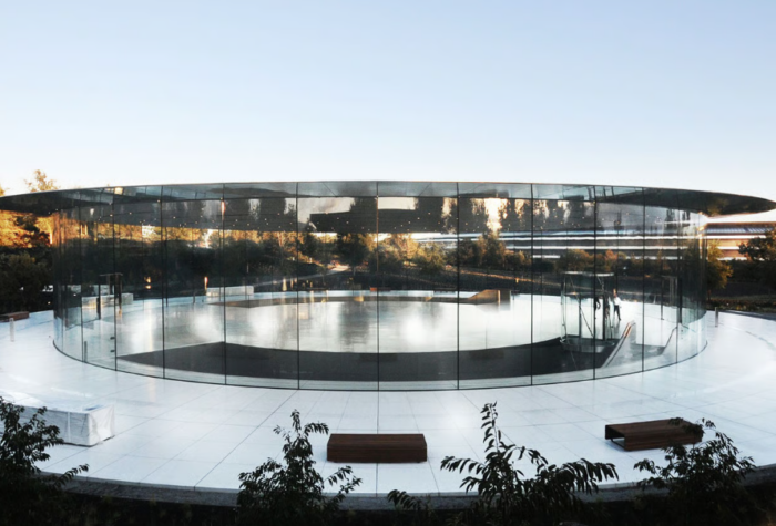 Steve jobs theater, Round building with frameless systems
